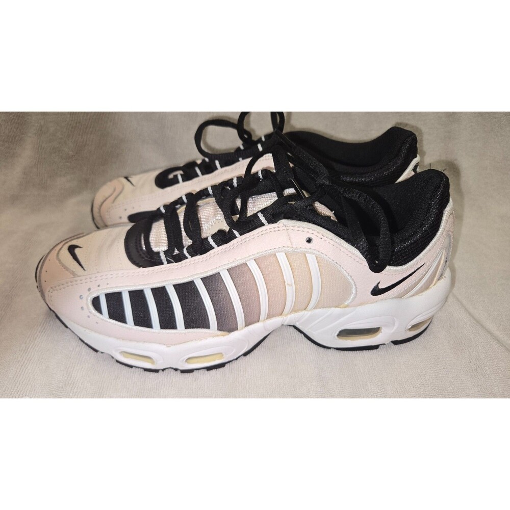 Nike Air Max Tailwind 4 Soft Pink Womens Sneakers Size 9.5 EUC